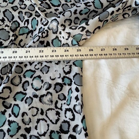 Notations Women's Multicolor Leopard Print 1/2 Sleeve Button Up Satin Blouse 2X - Picture 9 of 13